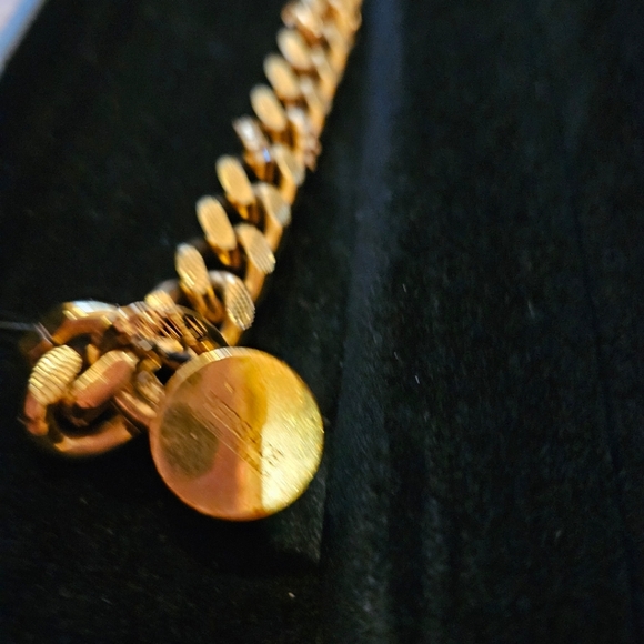 Genuine New Versace Bracelet - Picture 8 of 8